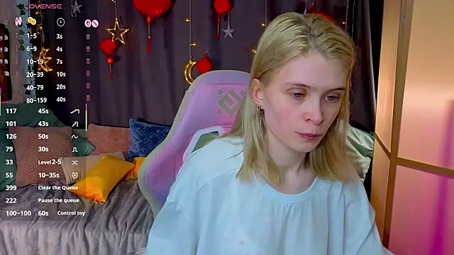 XXX chat uživo modela CarleySuski