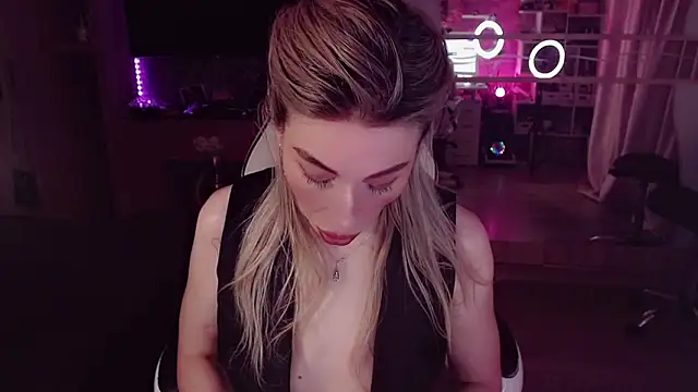 AnnieGOld_ 现场XXX聊天