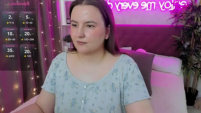 Онлайн чат XXX FeralPeach