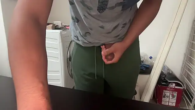 provatestata's Webcam Show