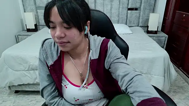 Chat XXX ao vivo de laureentt_