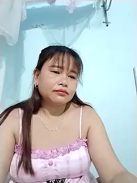 XXX chat uživo modela Moubie1