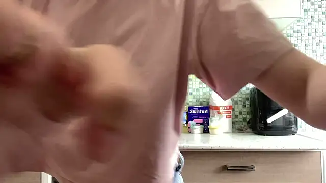 KikiAmino's Webcam Show