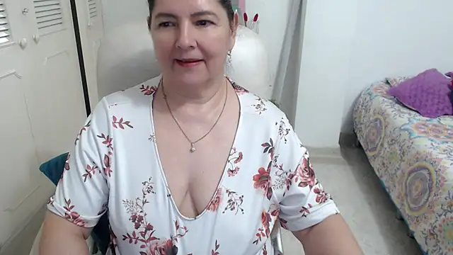 Chatroom XXX en direct de leonela_69