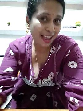 Your-Rasmalai's Live XXX Chat