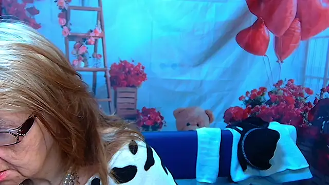 AliceWriter webcam show