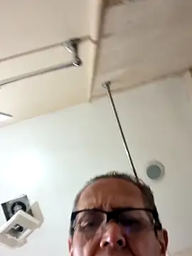 bobby69cock's Live XXX Chat