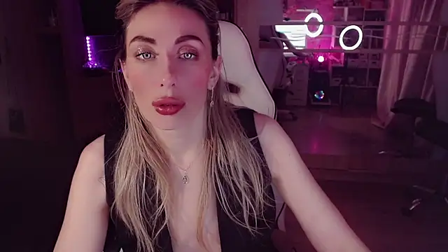 Chat XXX ao vivo de AnnieGOld_