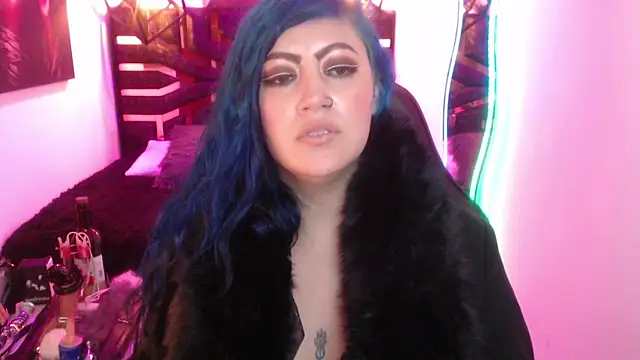 scarleth_blue's Webcam Show