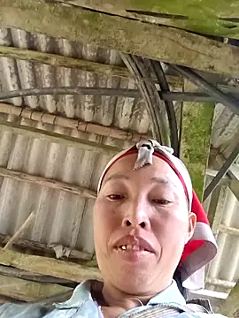 NIANIAKUTE's Live XXX Chat