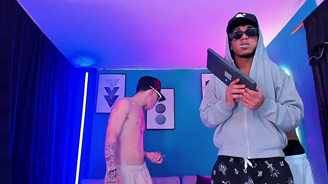 LegacyOFHorus webcam show