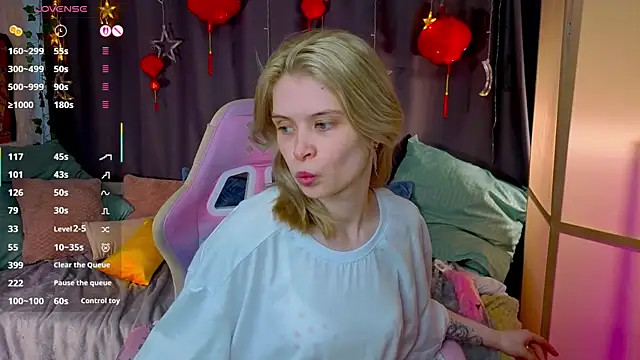 CarleySuski Chat XXX live
