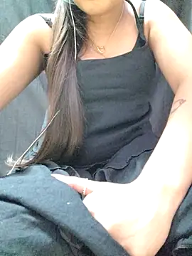 Roshni_98's Webcam Show