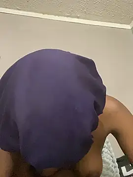 HennessyBaby21: вебкам-шоу