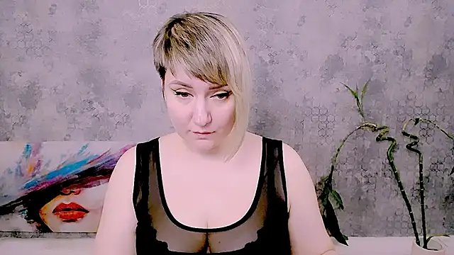 Djullia – Live XXX-chat