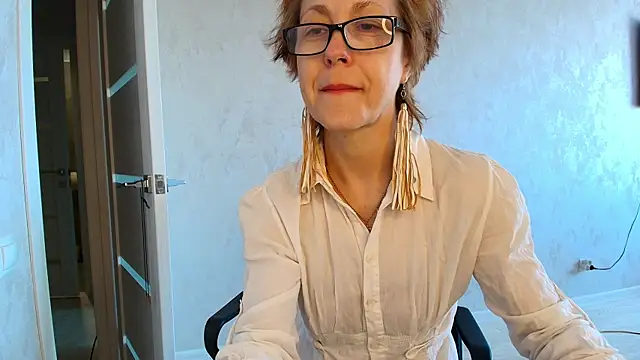 LioraWeiss Chat XXX in diretta
