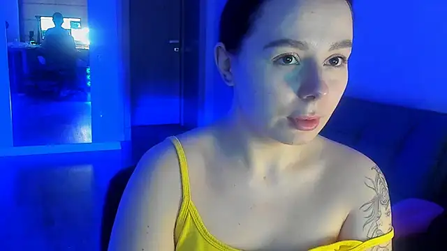 Di_na_Bell লাইভ XXX চ্যাট