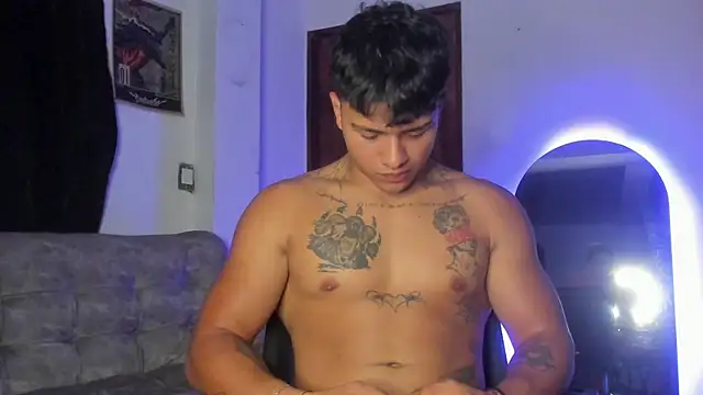 Dominic_Biker__ Show Webcam