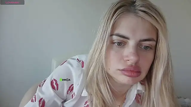 ShamlesssAdell Live XXX-Chat
