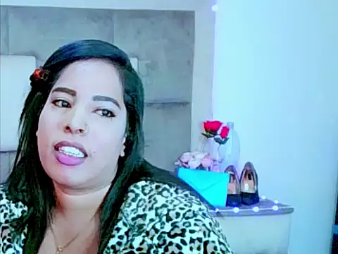 indiantopaz694u – Live XXX-chat