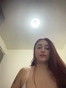 EsmeraldaNaim লাইভ XXX চ্যাট