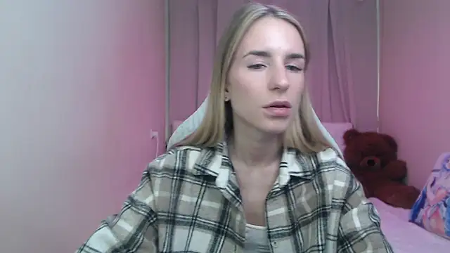 DeboraHornyのライブXXXチャット