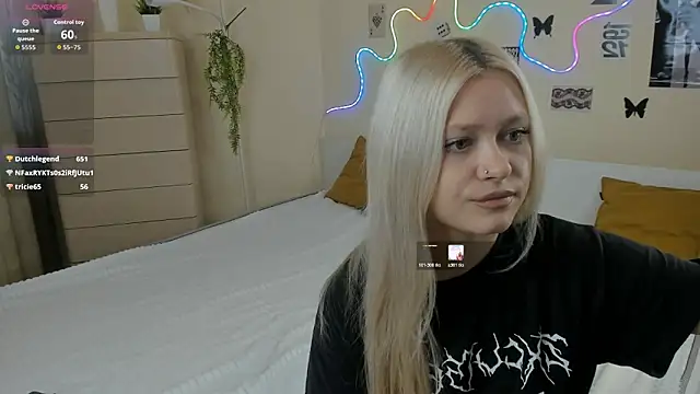 MidnightPoise Live XXX-Chat