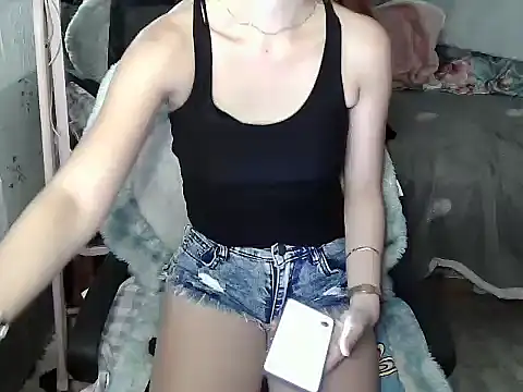 Hot_TintinXx 现场XXX聊天