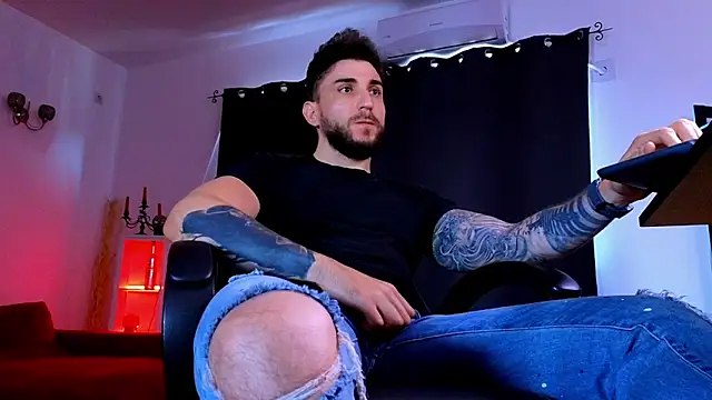 Chat XXX Live MightyAaron66