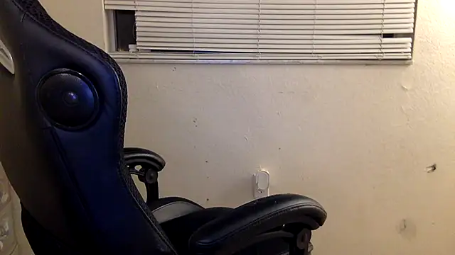 bls123123's Webcam Show