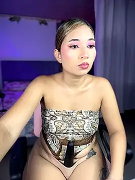 iamkyliewestのウェブカメラショー
