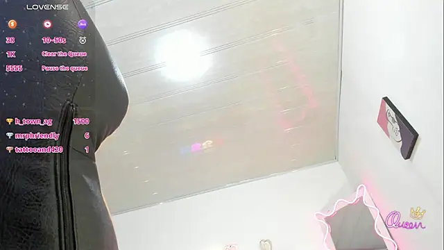 Živý XXX chat Babyvenu_tay