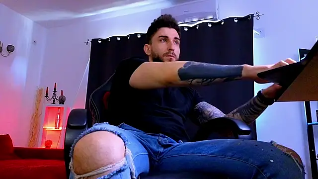 عرض كام MightyAaron66