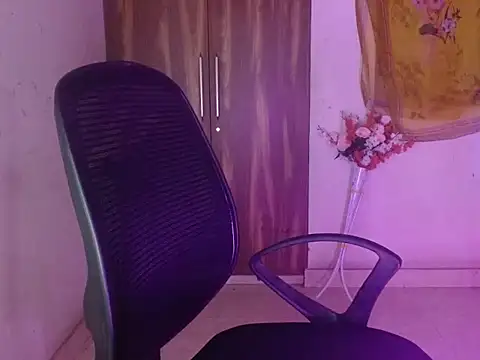 Roiseeee Webcam-Show