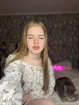 Chat +18 de KayShaw ao vivo