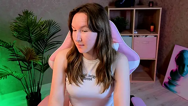 Chat XXX en directo de SindieStormm