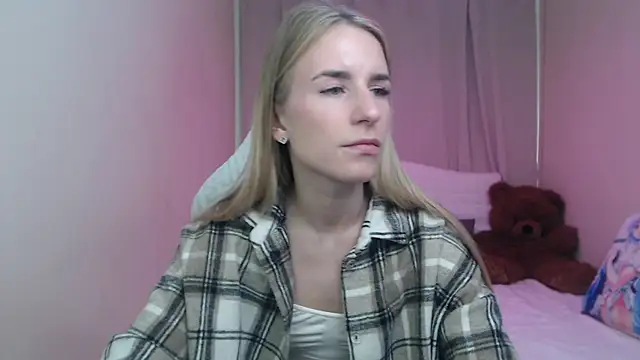 DeboraHorny's Live XXX Chat