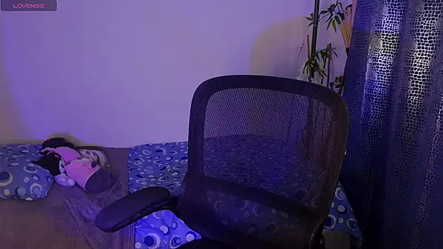 Scarlett_Laurent 现场XXX聊天