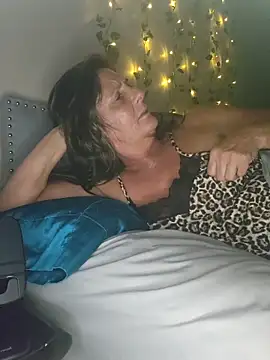 SultrySummer68 Show in webcam