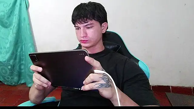 PrinceErick Pertunjukan Webcam