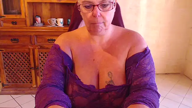 XXX chat uživo modela MISS_LINDAH