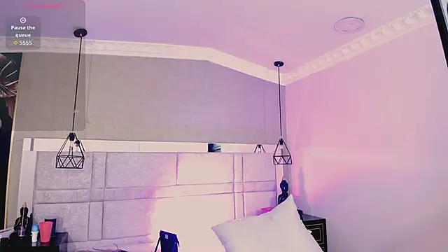 kimCosseyy 即時 XXX 聊天