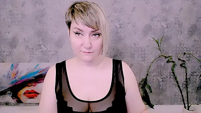 Chatroom XXX en direct de Djullia