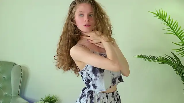 Mila_Stain Adlı Modelin Canlı XXX Sohbeti
