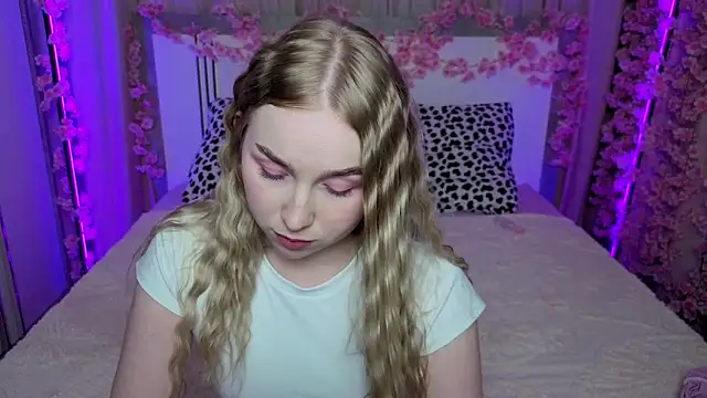 LilyStarlight Chat XXX in diretta