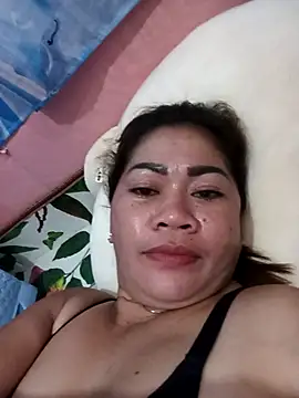 SweetChubbyMommy_02 Adlı Modelin Canlı XXX Sohbeti