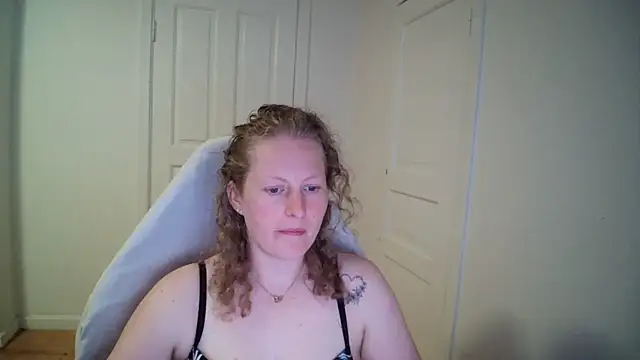 Girlnina-1995 Pertunjukan Webcam