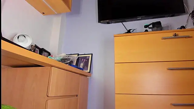 MikeMiller2 élő XXX-chatje