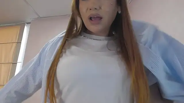 Ella_sweety élő XXX-chatje