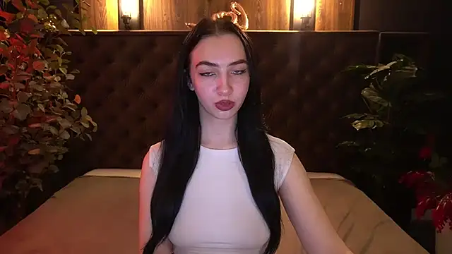 WildKittenX_'s Live XXX Chat
